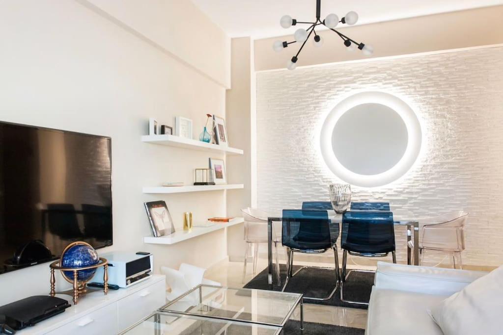 Lux Beach Apartment Vari  Exterior photo