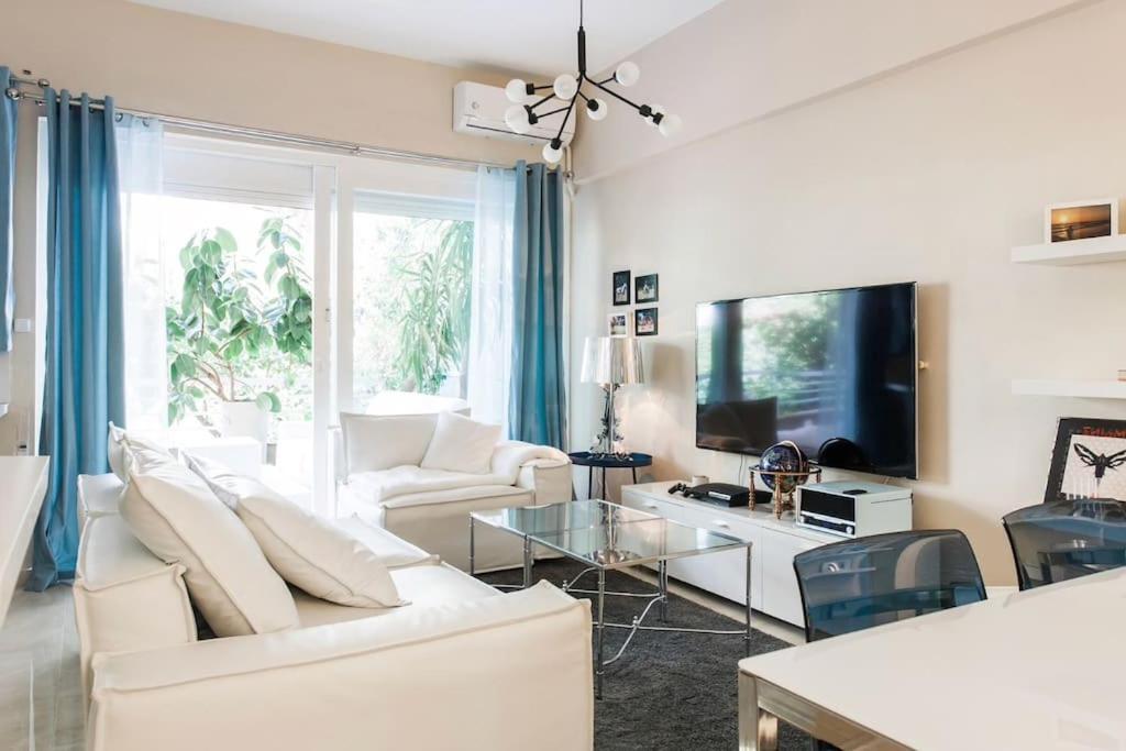 Lux Beach Apartment Vari  Exterior photo